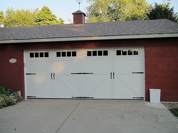 2 plus car, detached