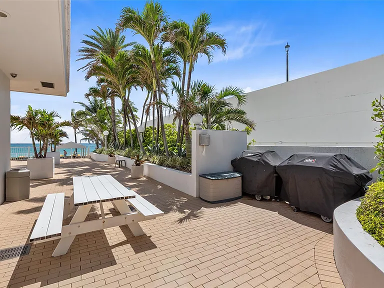 4010 Galt Ocean Dr #312 — Photo 27