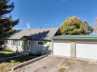 205 Alturas Ave E, Fairfield, ID 83327