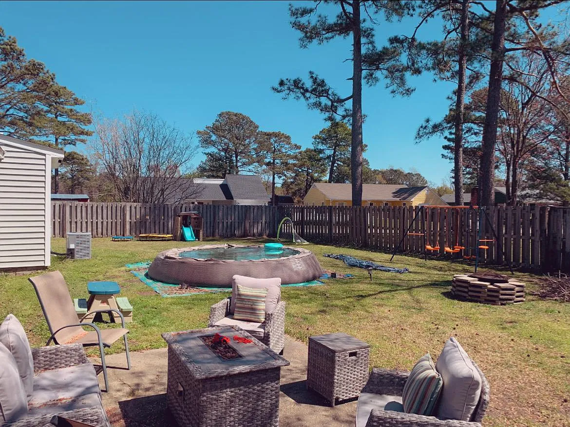 2414 Saddleridge Dr — Photo 1