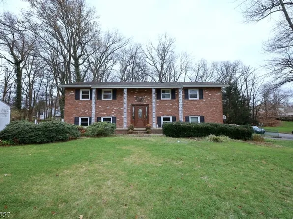 29 Douglas Dr, Montville Twp., NJ 07082