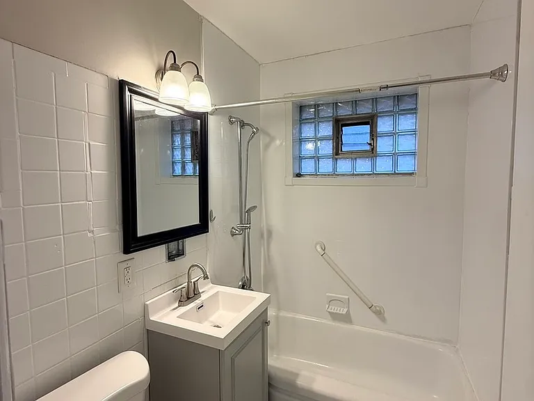 17002 Greenbay Ave — Photo 3