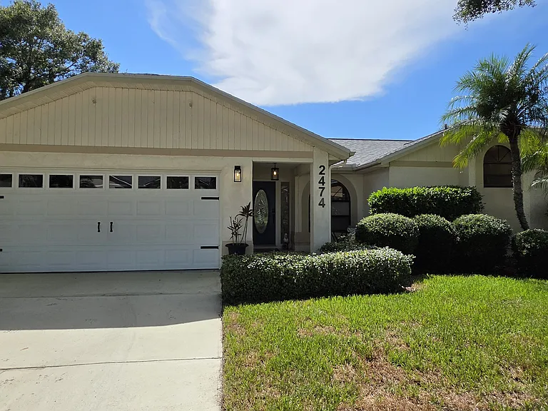 2474 Islander Ct — Photo 2