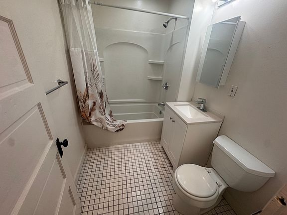 3rd image of 23 Belmont St #1