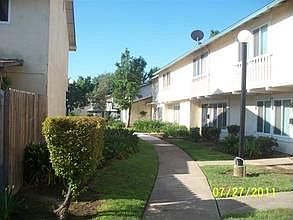 5th image of 7674 La Mancha Way
