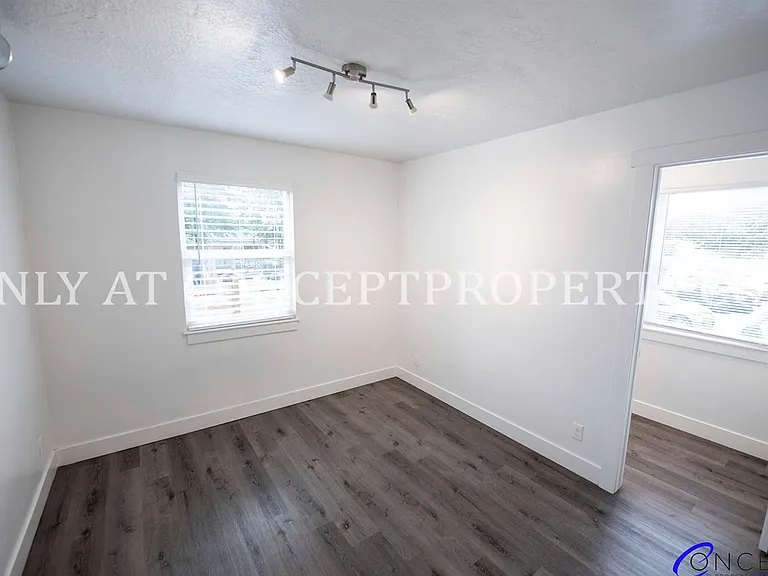 2740 S 1300 E — Photo 28