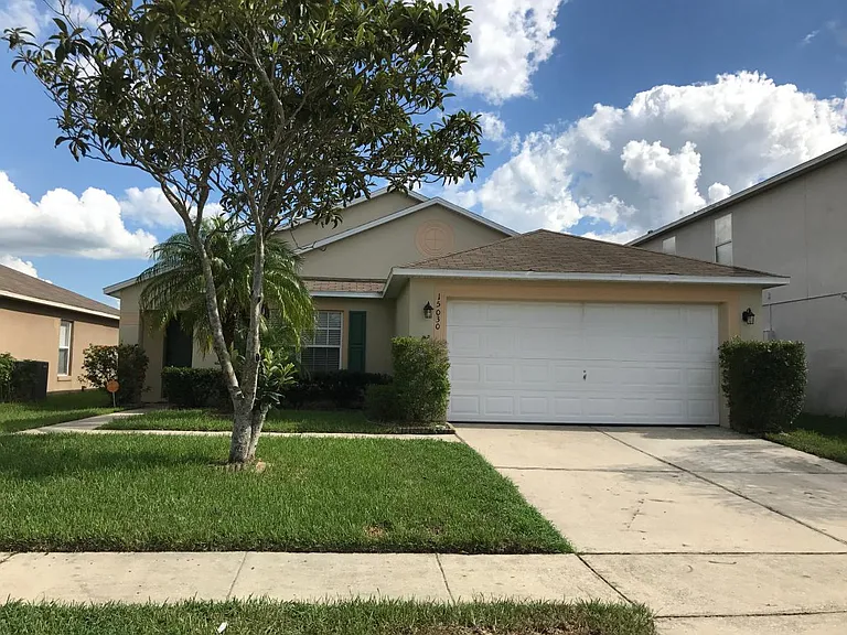 15030 Waterford Chase Pkwy — Photo 1