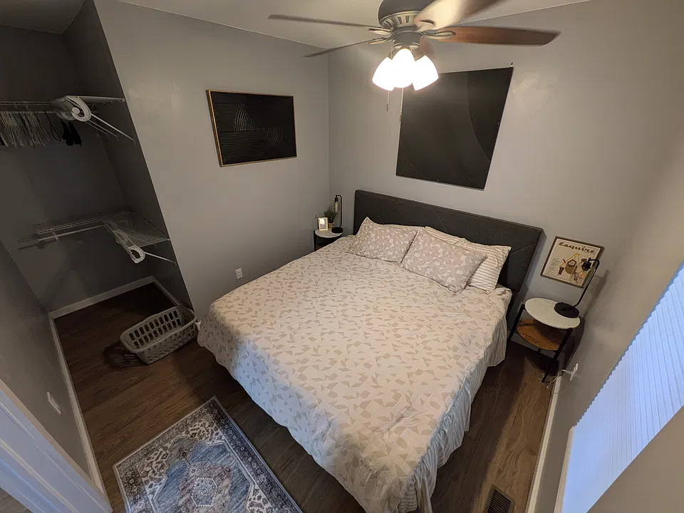 Bed Room