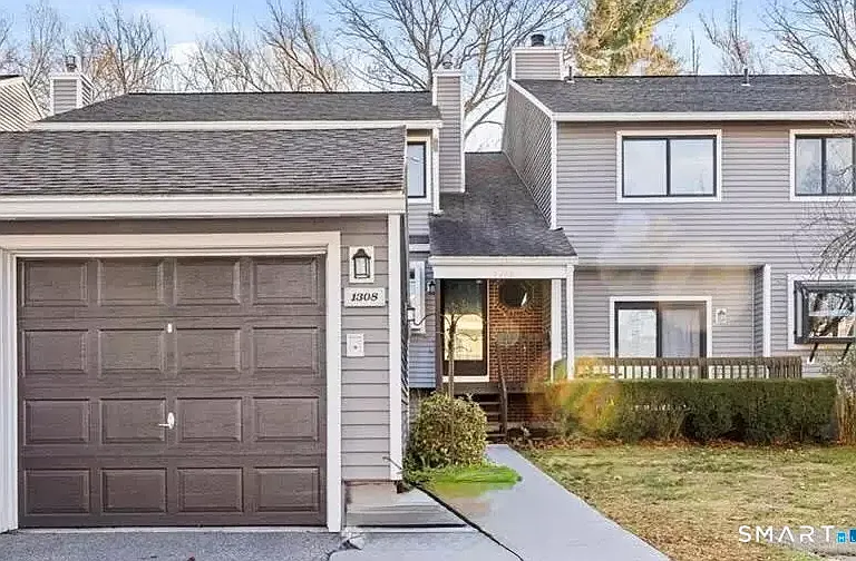 1308 Mill Pond Dr — Photo 1