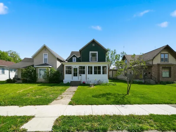 325 W 5th St, Auburn, IN 46706