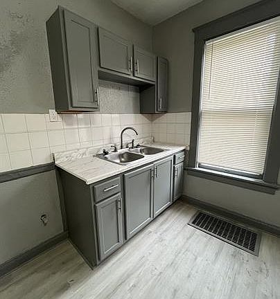 2nd image of 3623 N 1st St #1