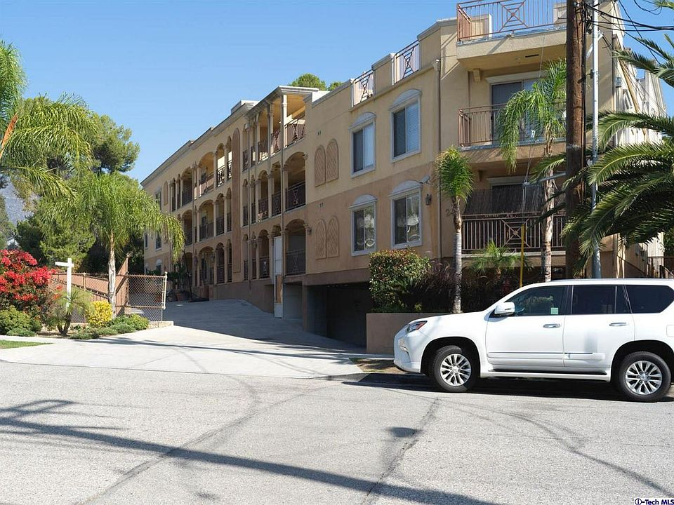 1st image of 2435 Florencita Ave Unit 102
