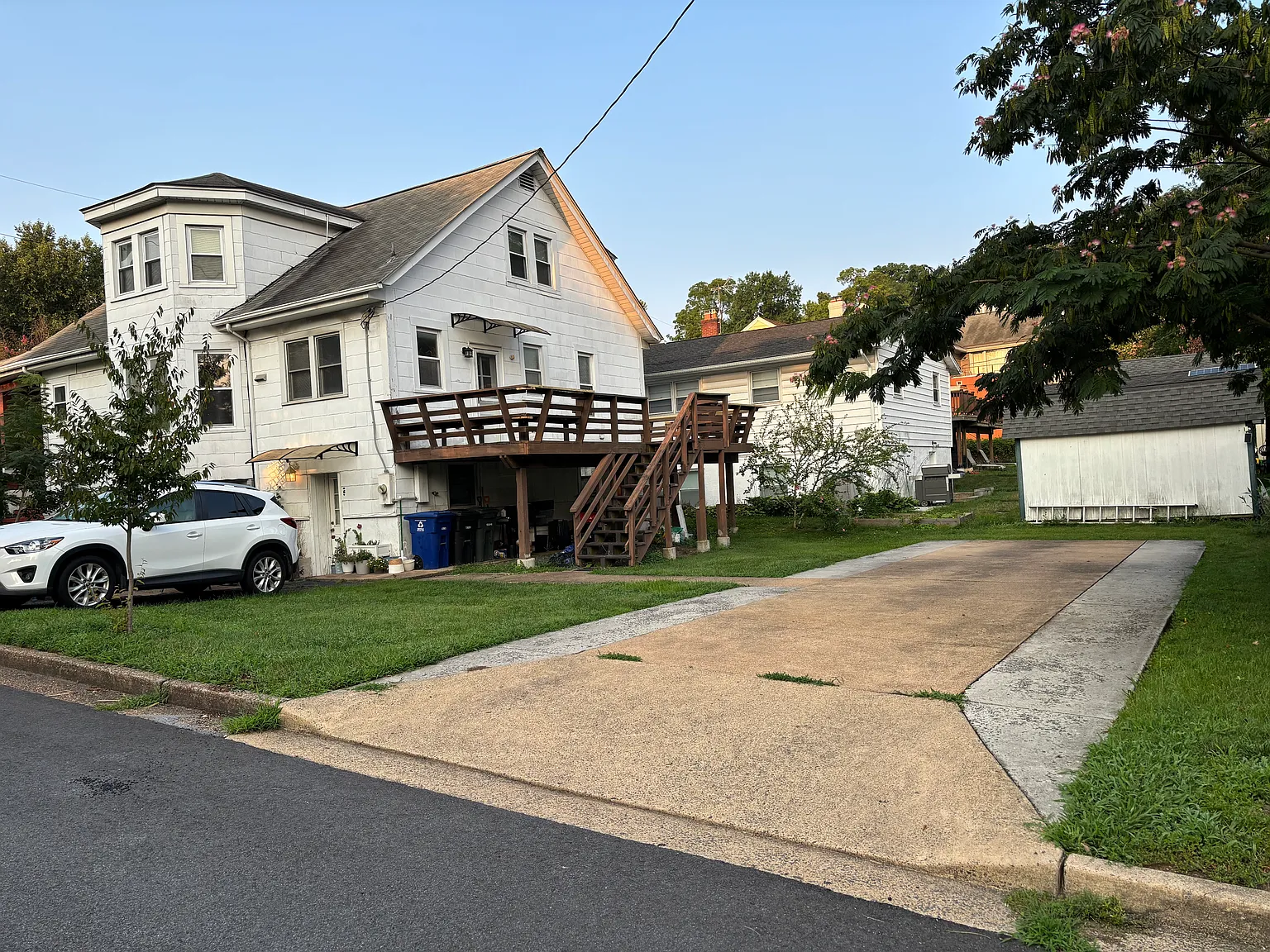 6 bed, 2000 sqft, $5,500 — Photo 2