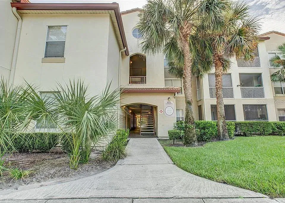 1 bed, 1.0 bath, 674 sqft, $1,400 — Photo 1
