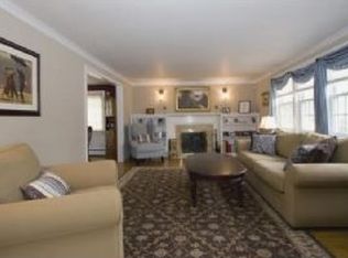 14 Mayflower Rd, Winchester, MA 01890