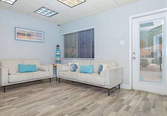 4th image of 4802 N 19th Ave APT A149