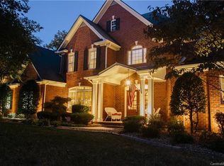 578 Ballymote Ct, Matthews, NC 28104