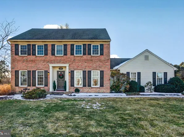 114 Ivy League Dr, Kutztown, PA 19530