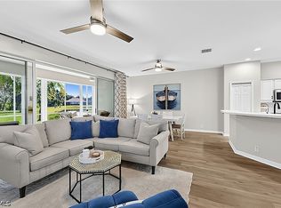 8812 Middlebrook Dr, Fort Myers, FL 33908