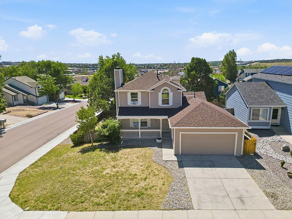 4385 Basswood Dr