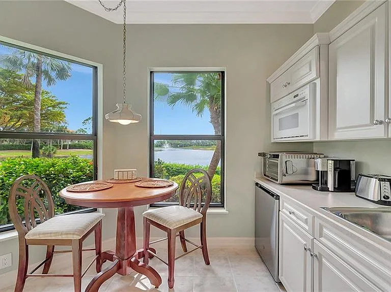 11238 Five Oaks Ln — Photo 32