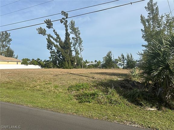 3rd image of 153 SE 21st St