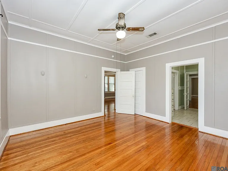 24030 Eden St — Photo 18