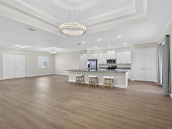 3rd image of 14043 87th Street N