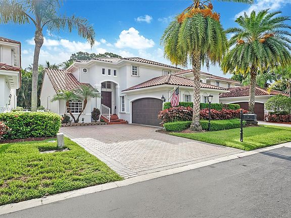 3rd image of 4601 NW 93rd Doral Ct