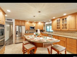 7963 S Willowcrest Rd, Cottonwood Heights, UT 84121