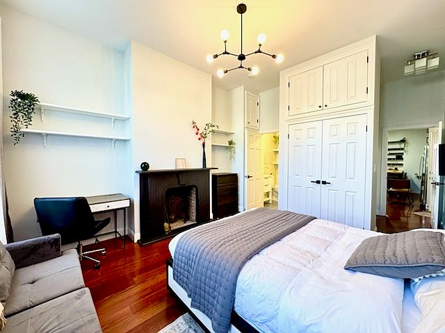 1st image of 710 Leonard St #1