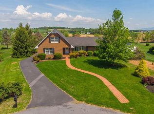 156 Huntington Pl, Waynesboro, VA 22980
