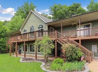 279 Timberland Pl, Bentonville, VA 22610