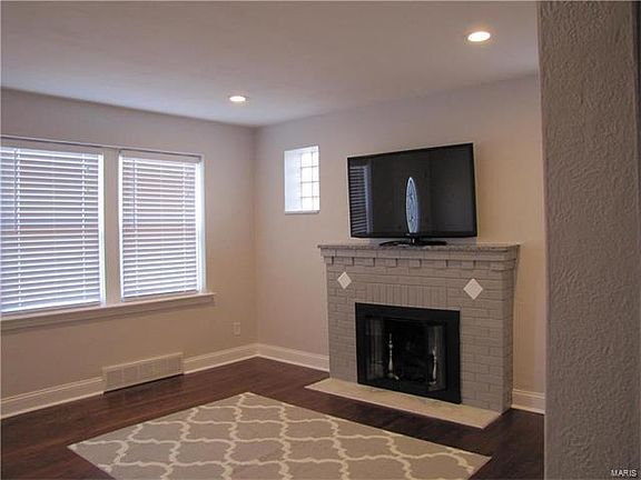 2nd image of 3200 Berview Ln