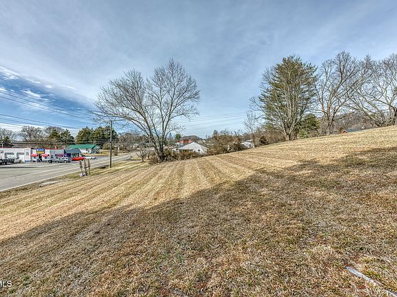 5th image of 3683 Highway 126