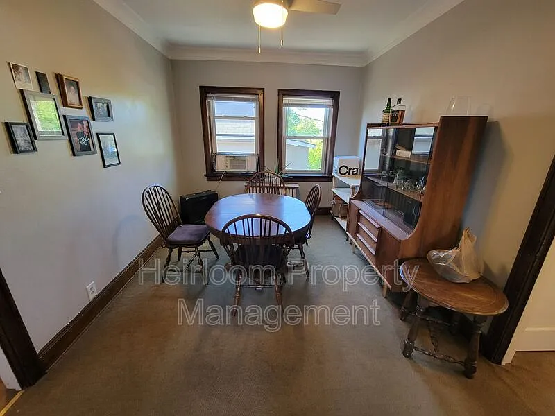 2 bed, 1.0 bath, 750 sqft, $1,175 — Photo 2