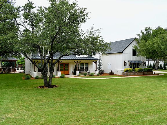 2nd image of 1304 Tinker Rd