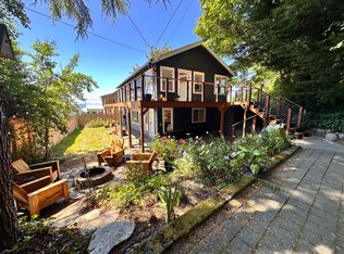 5301 SW Shore Pl, Seattle, WA 98136