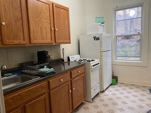 2nd image of 316-318 S Bouquet St #Ba823249b