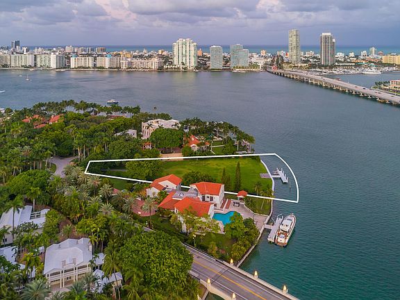 3rd image of 44 Star Island Dr
