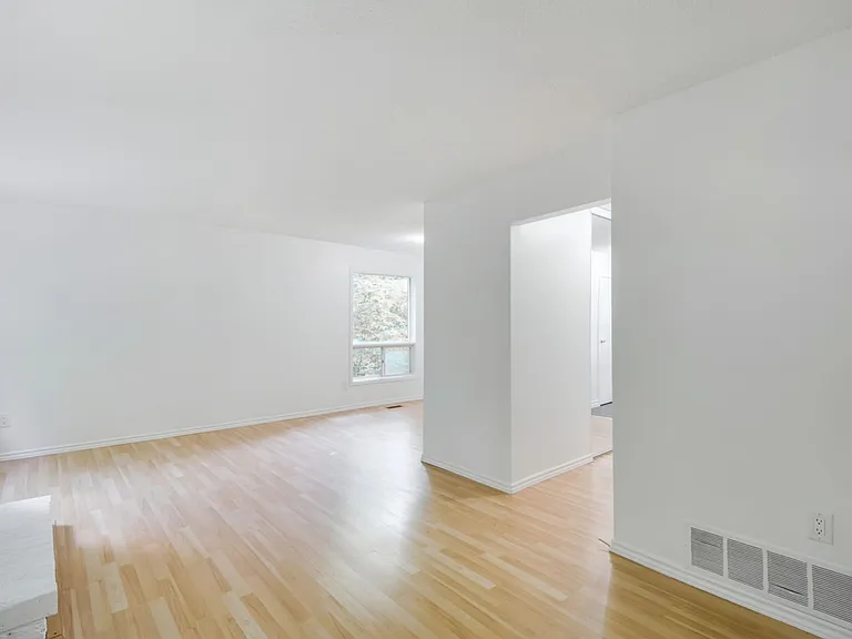 3061 Sir Johns Homestead — Photo 43
