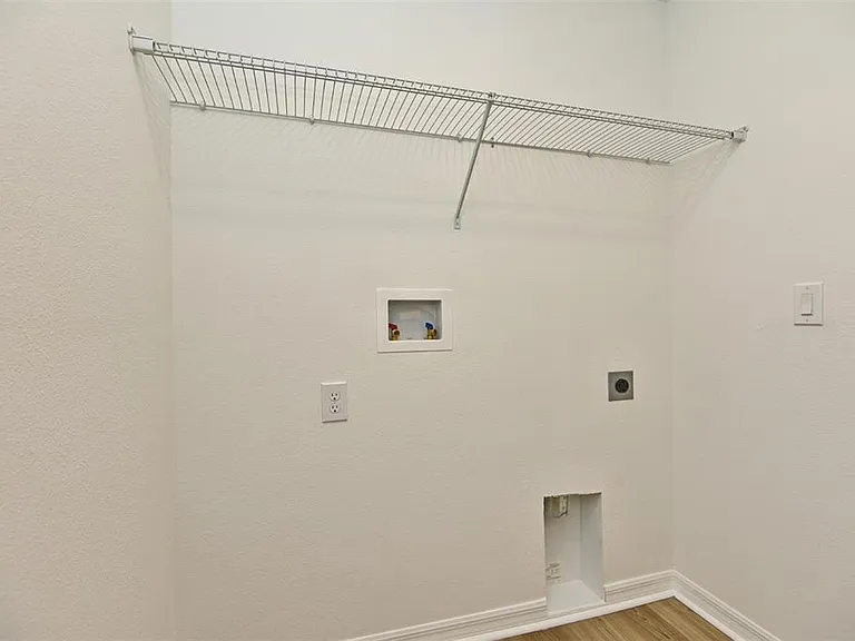 2948 Voyager Ave — Photo 26