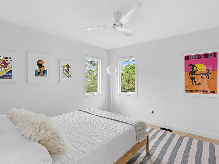 34 Seaside Ave — Photo 8