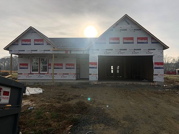 4th image of 82 Nolan Park Drive