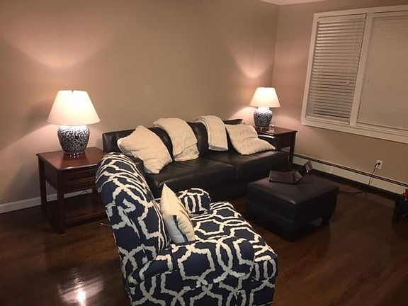 4th image of 89 Arnold St #1