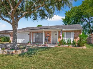 16811 Bougainvilla Ln, Friendswood, TX 77546