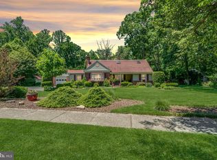 1250 Cresthaven Dr, Silver Spring, MD 20903