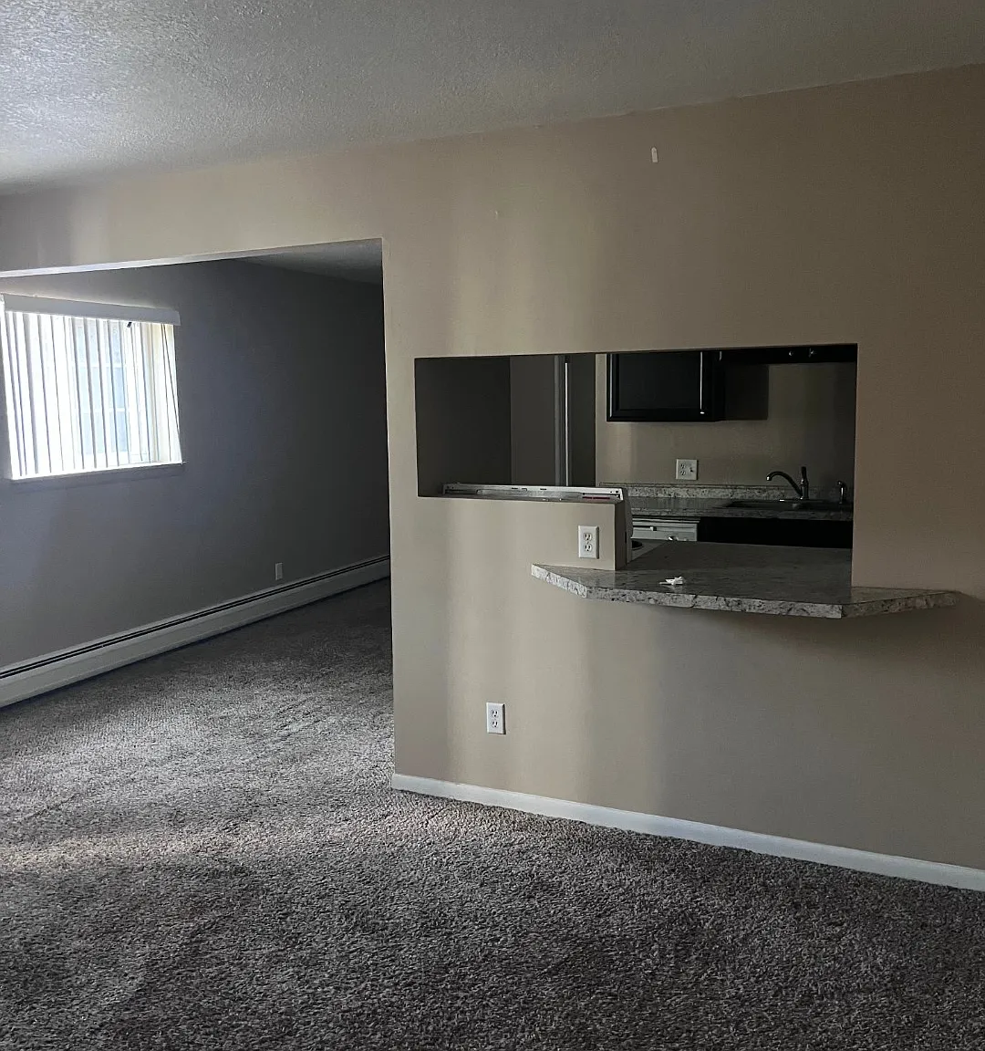 2 bed, 750 sqft, $950 — Photo 1