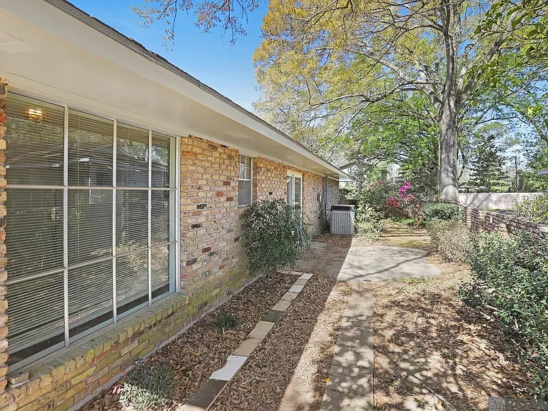 7005 Whitlow Dr — Photo 6