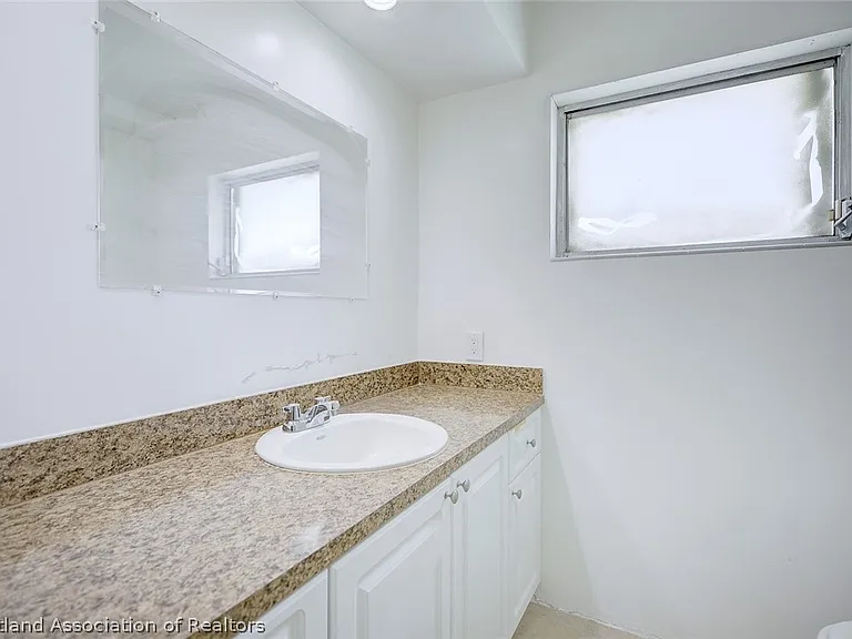 1061 Lake Sebring Dr — Photo 20